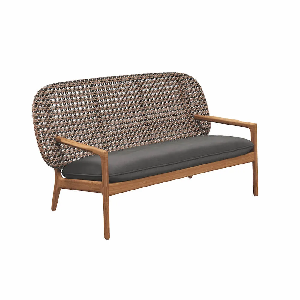 Gloster KAY Sofa mit niederiger Rückenlehne Teak/Outdoorstoff Korbgeflecht