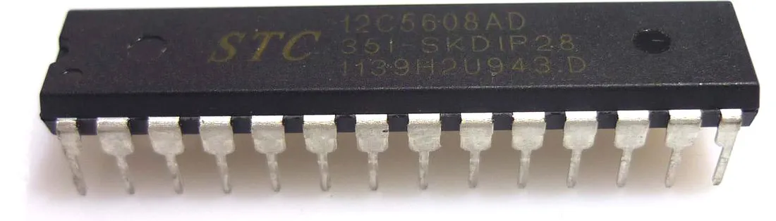 CPU LED Techno Strobe COB DMX (28 Pin)